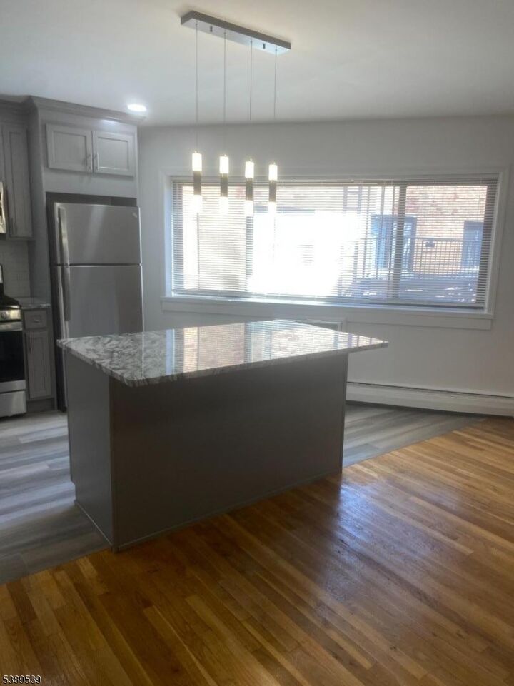 Property Photo: 52 Cottage St 3H NJ 07079
