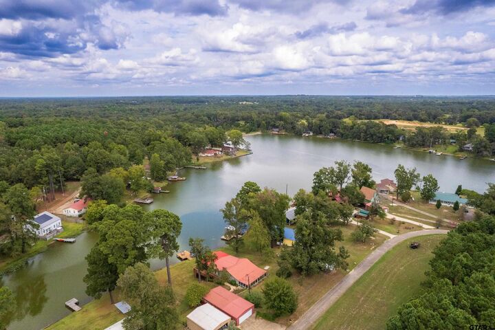 Property Photo:  668 Omaha Drive  TX 75571