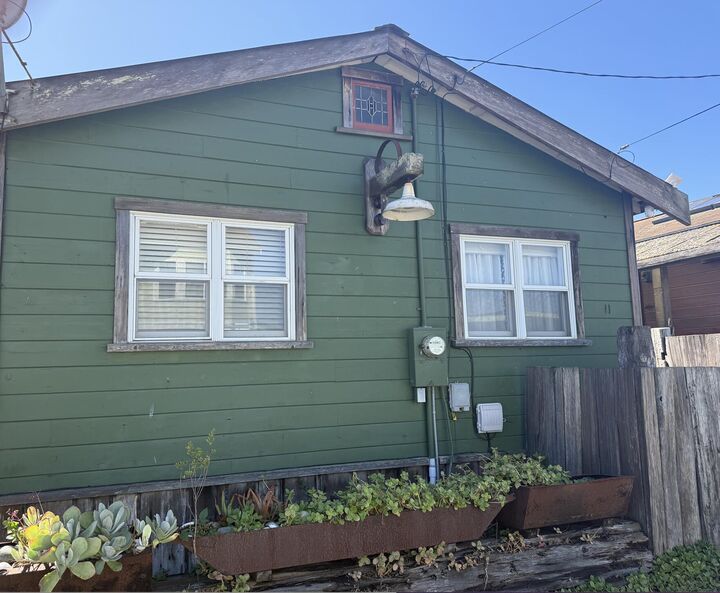 Property Photo:  11 Crab Street  CA 95503 
