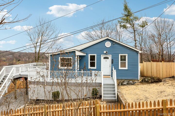 Property Photo:  29 Fairway  NY 10541 