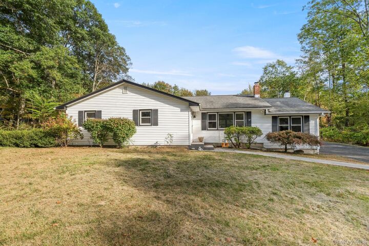 150 Long Lane  Bloomingburg NY 12721 photo