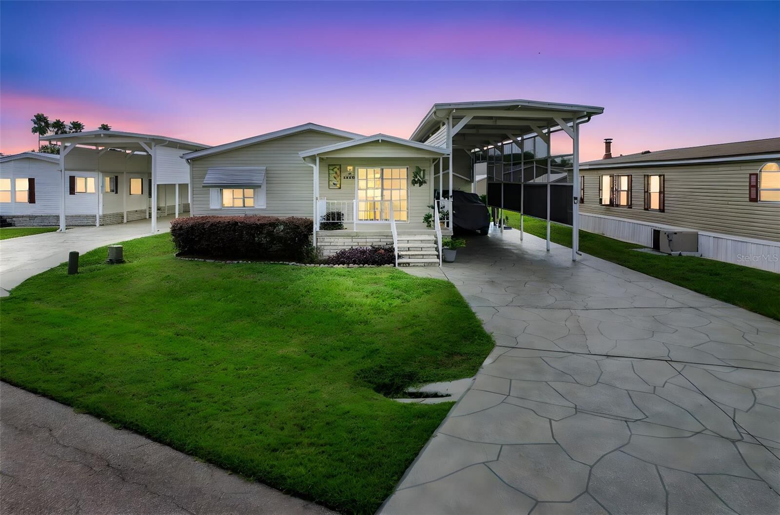 Property Photo:  5035 Northshore Drive  FL 33868 