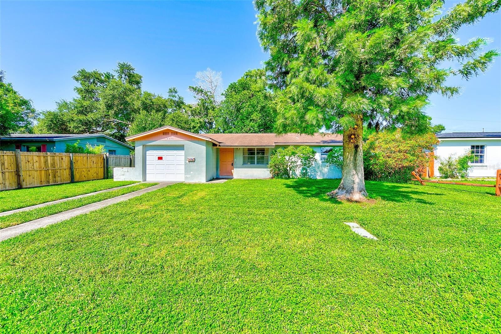 Property Photo:  8330 59th Lane N  FL 33781 