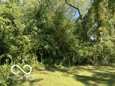 Property Photo: 3021 Sapphire Boulevard IN 46268