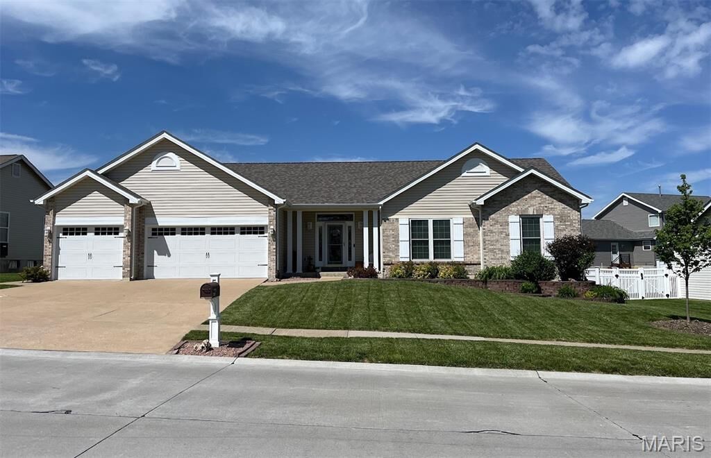 Property Photo: 2053 Lick Creek Drive MO 63385