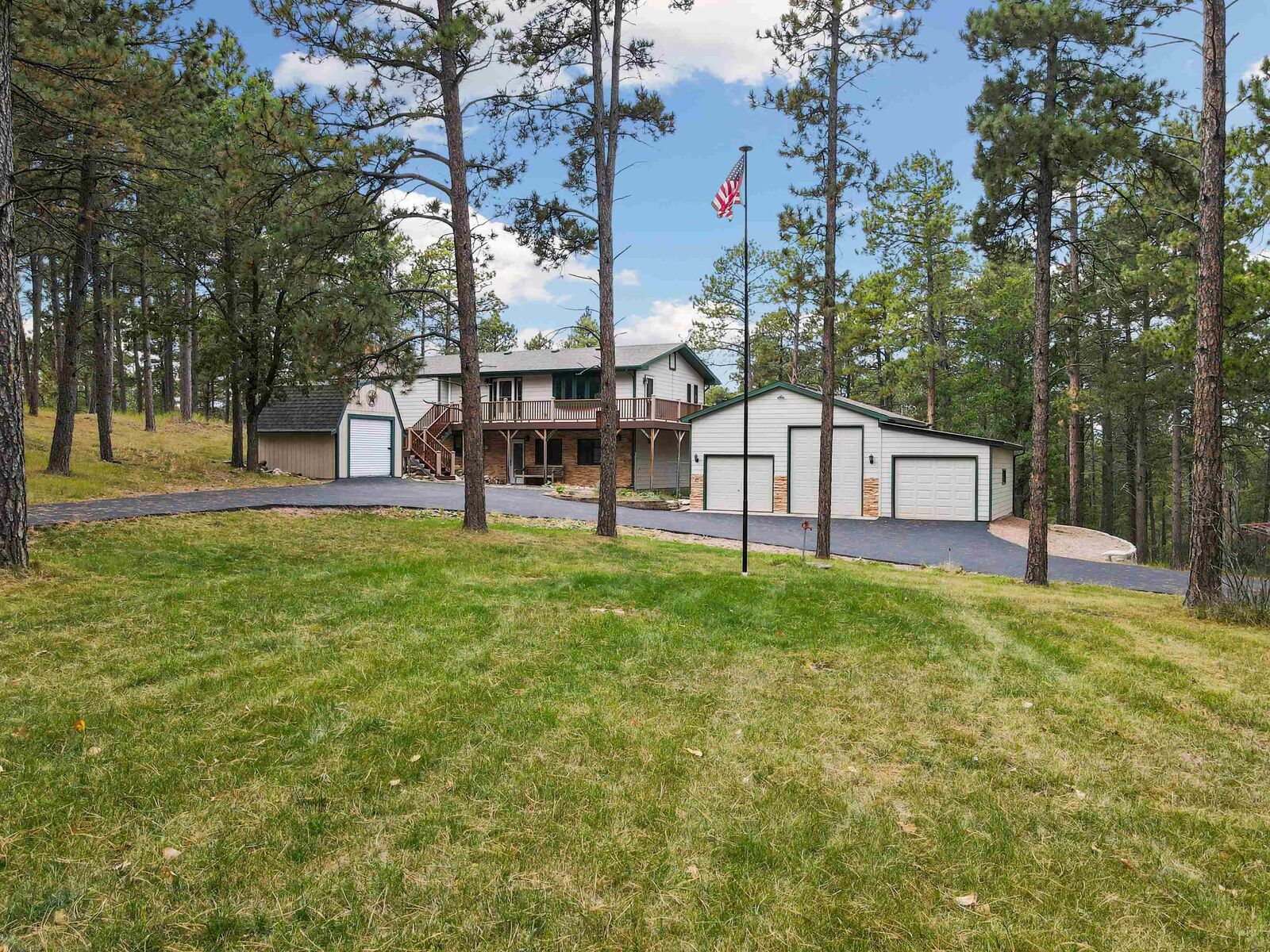 Property Photo: 13736 47th Avenue SD 57702