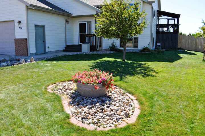 Property Photo: 607 Airway Court SD 57719