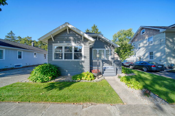 Property Photo:  600 Seventh Street  MI 49203 
