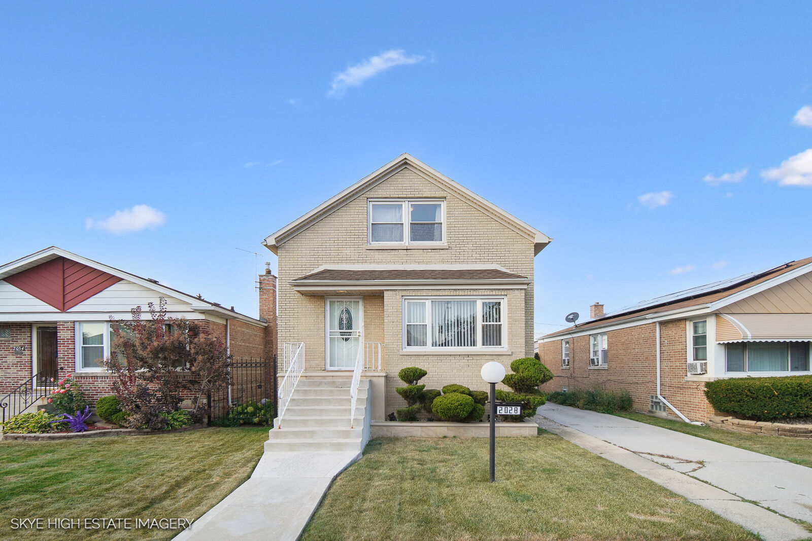 Property Photo: 2028 W 80th Street IL 60620