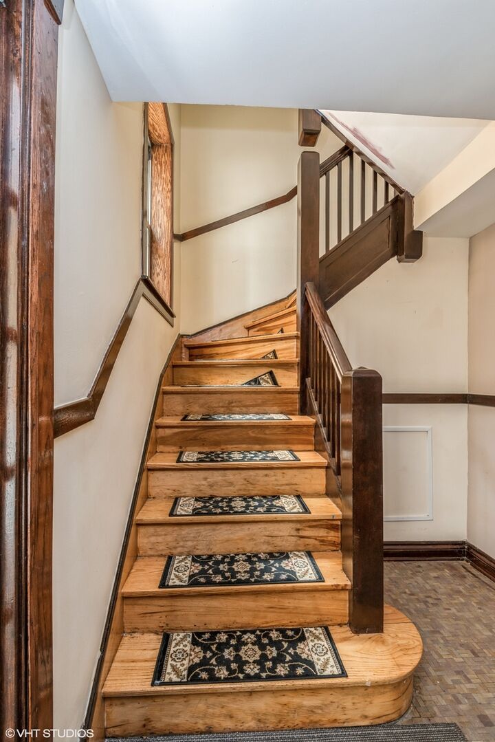 Property Photo:  6414 N Albany Avenue 3R  IL 60645 