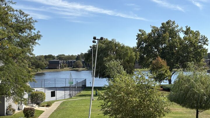 Property Photo: 9428 Bay Colony Drive 3S IL 60016