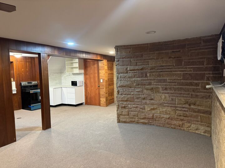 Property Photo:  1600 N 17th Avenue G  IL 60160 