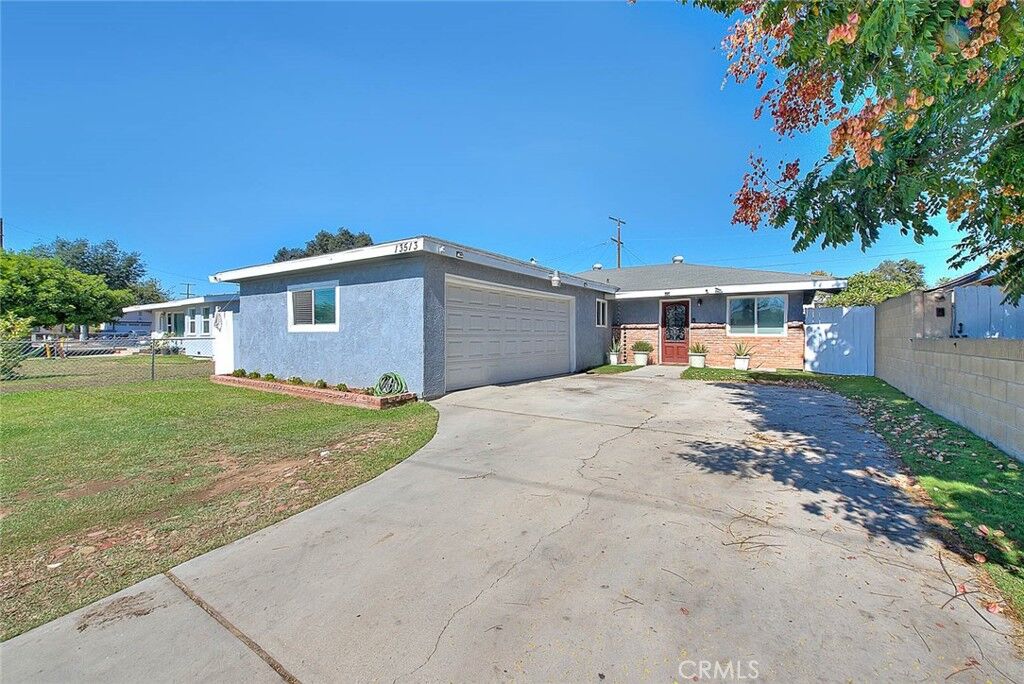 Property Photo:  13513 Leffingwell  CA 90605 