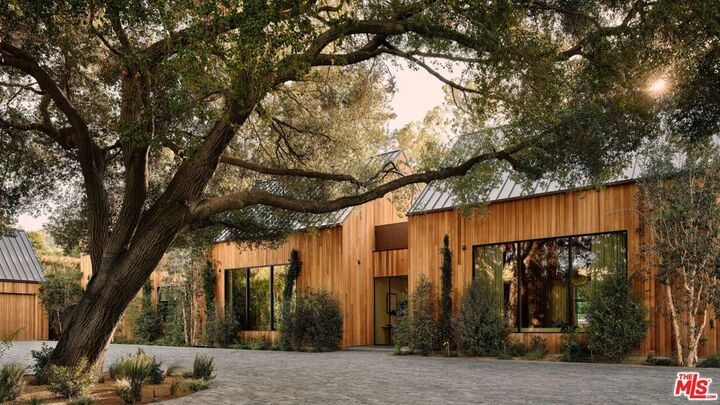 Property Photo: 3405 Fryman Road CA 91604