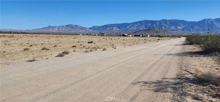 Property Photo:  10355 10355 Jingal  CA 92356 