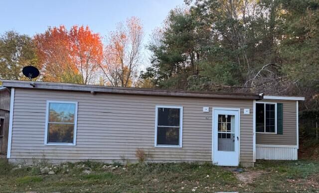 Property Photo: 62 Eastman Hill Road ME 04068