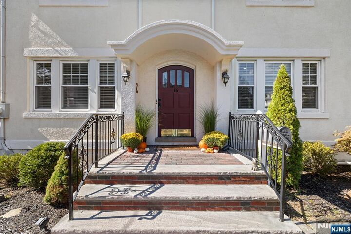 Property Photo:  86 Wheaton Place  NJ 07070 