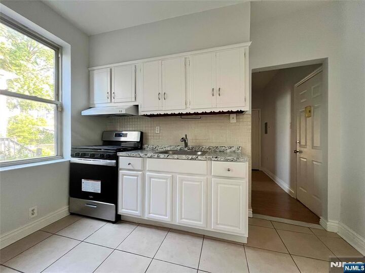 Property Photo:  7505 Palisade Avenue A3  NJ 07047 
