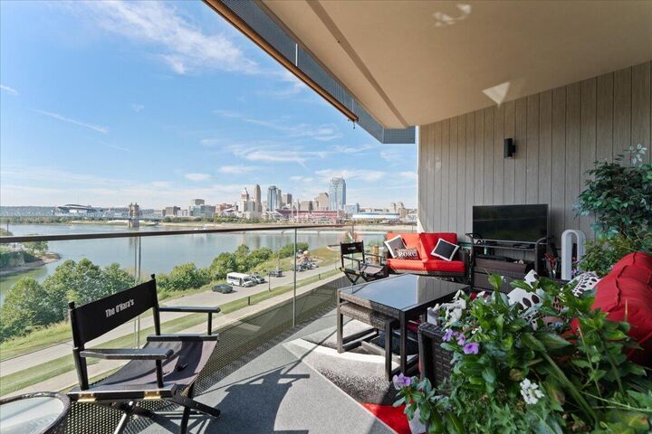 600 Ovation Way  Newport KY 41071 photo