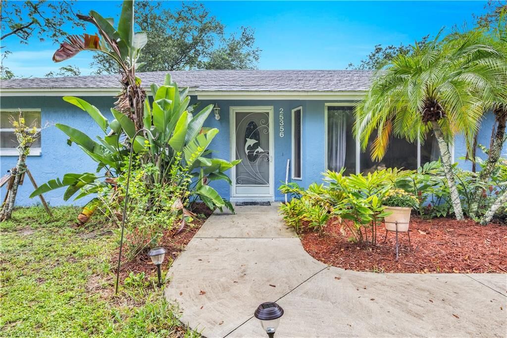 Property Photo:  25356 Pinson Dr  FL 34135