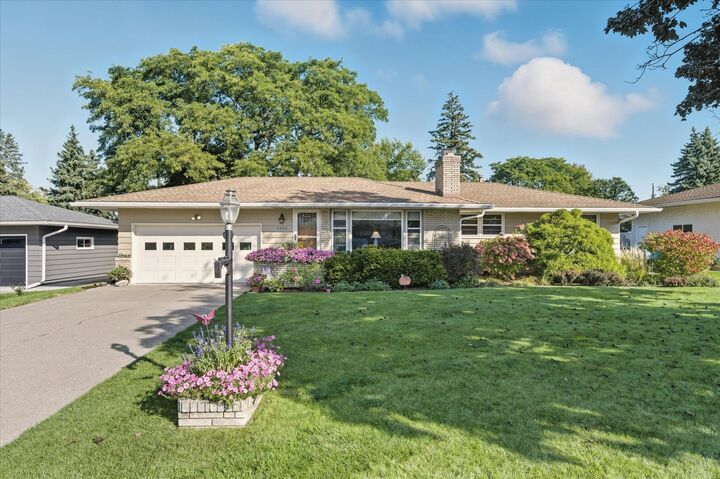 1465 Woodlynn Avenue  Roseville MN 55113 photo