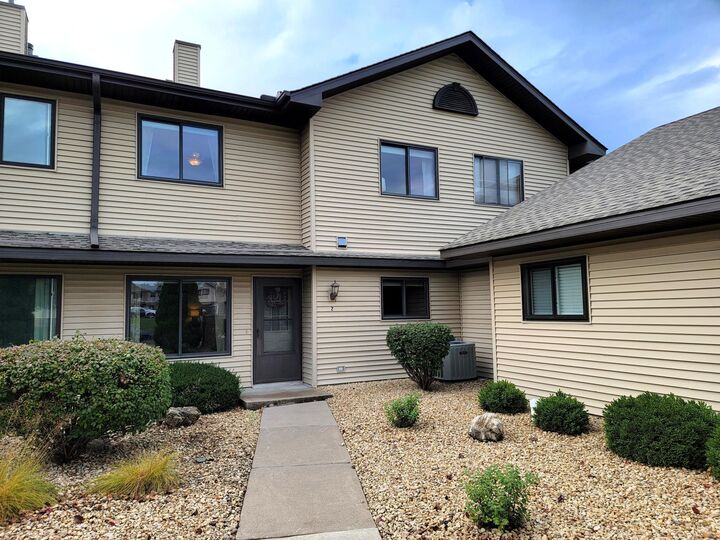 Property Photo:  5465 Orleans Lane N 2  MN 55442 