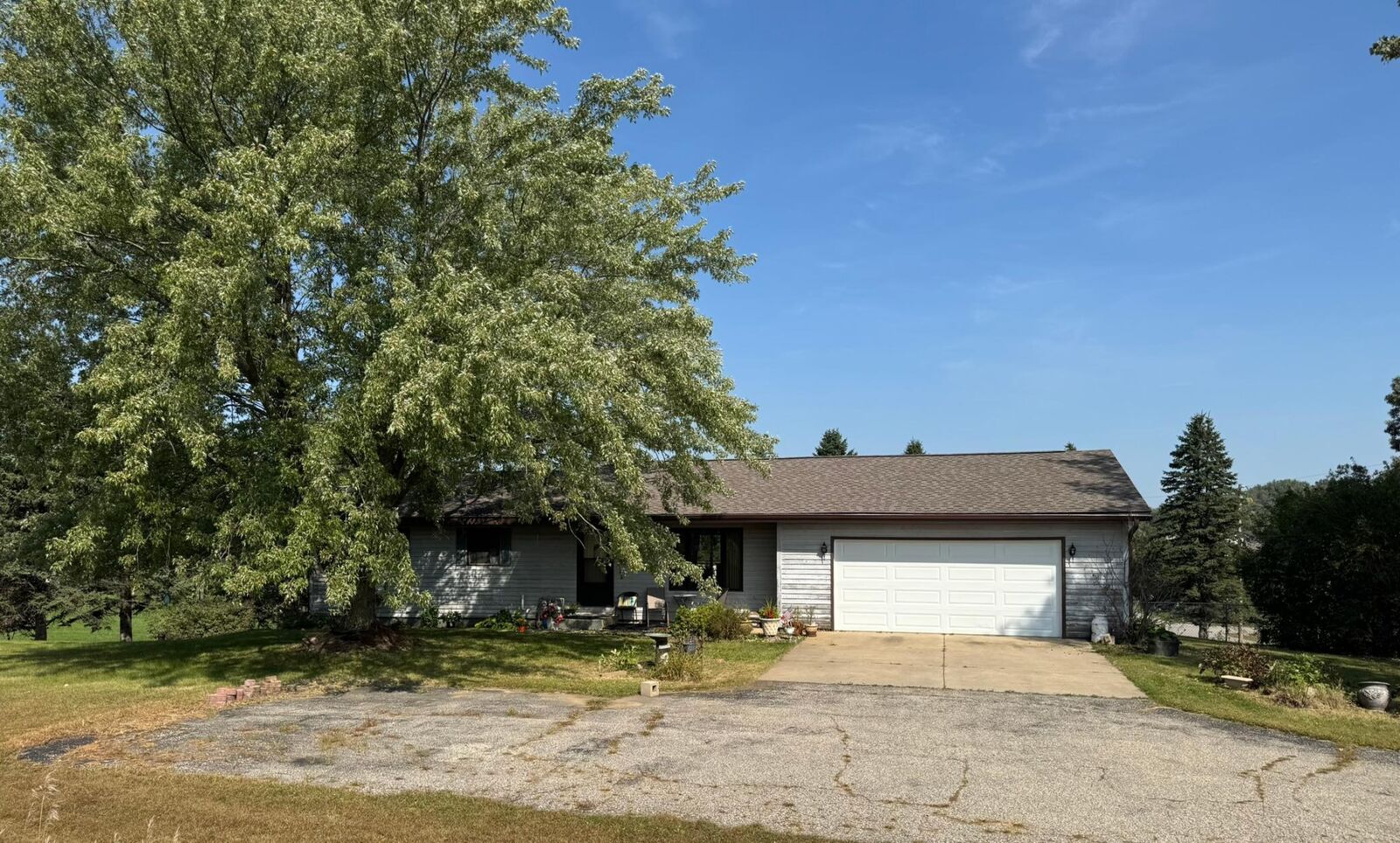 Property Photo:  145 7th Street SE  MN 55960 