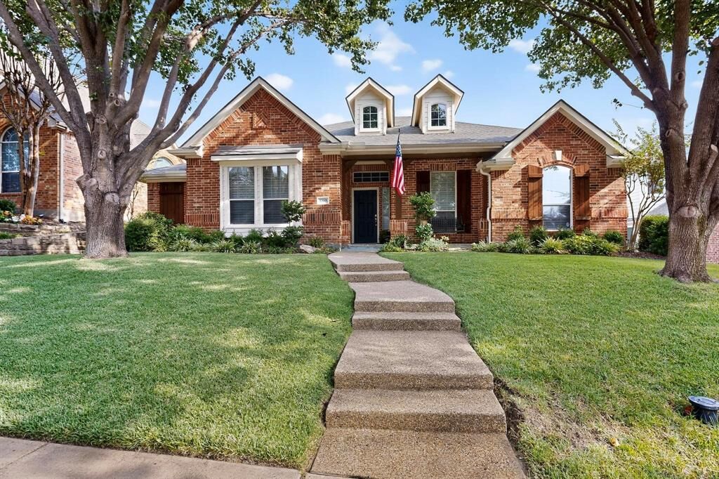 Property Photo: 2385 Falls View Drive TX 75087