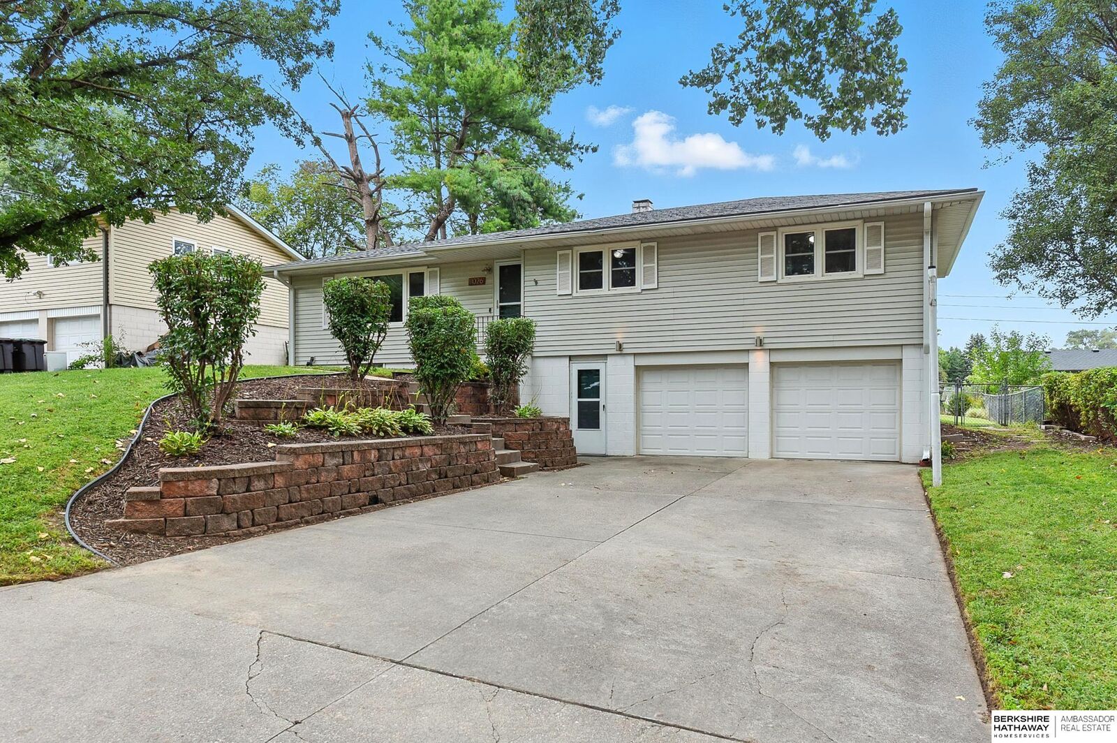 Property Photo:  11026 Hascall Street  NE 68144 