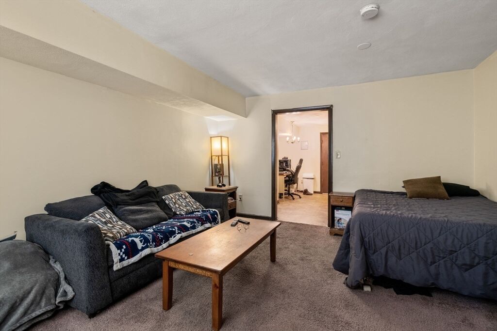 Property Photo: 624 Boston Post Rd E 7 MA 01752