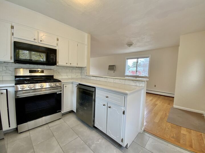 Property Photo:  67 Bow St 2  MA 02474 