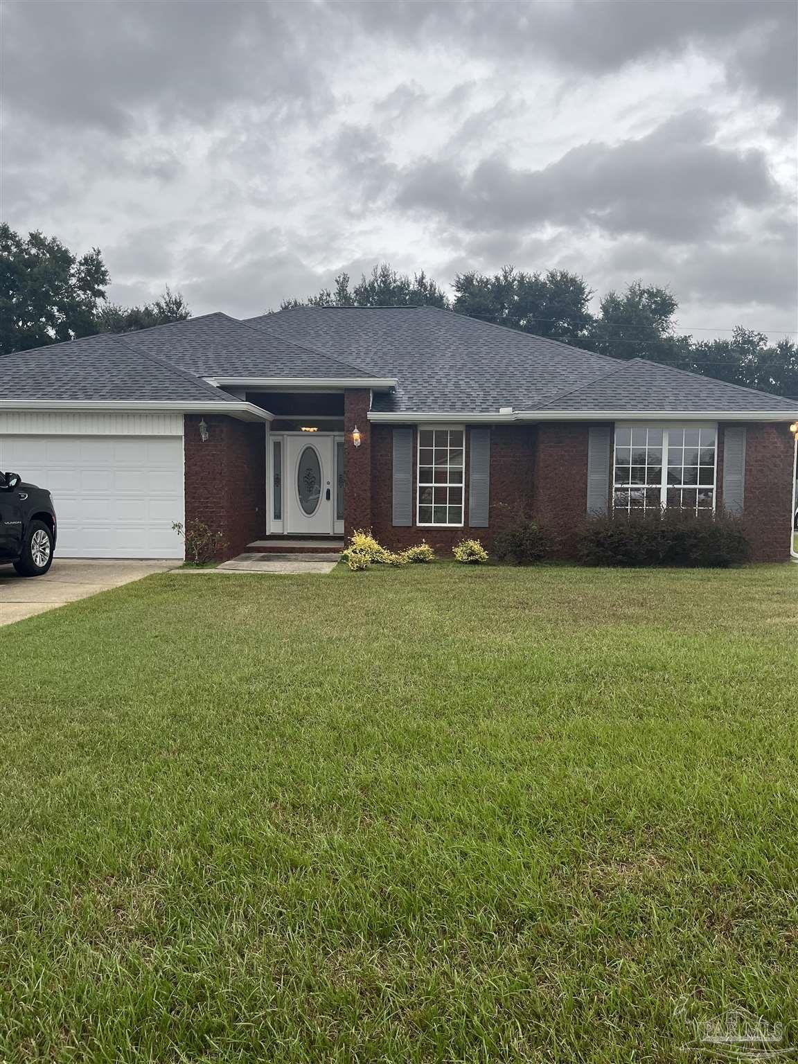 Property Photo:  4076 Berry Cir  FL 32571 