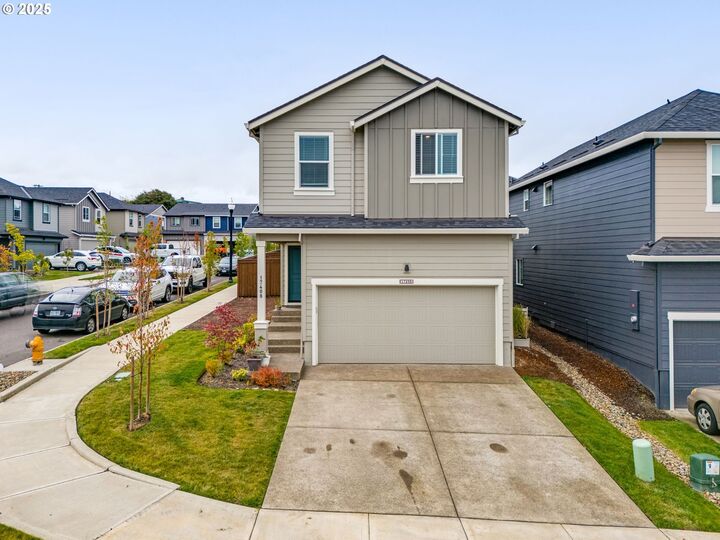Property Photo: 17408 NW 10th Ave WA 98642