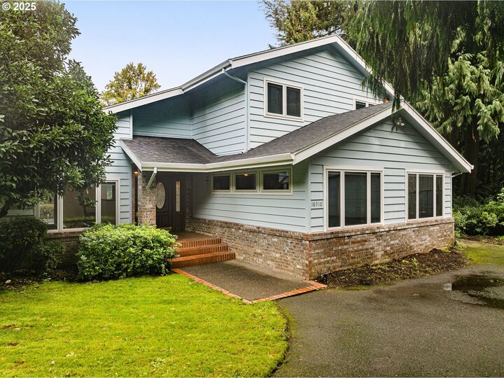 Property Photo: 18910 NW Sauvie Island Rd OR 97231