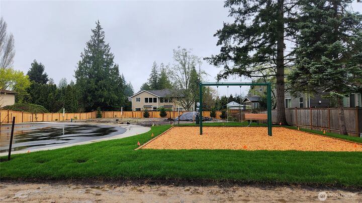 Property Photo: 228 156th Place SW Mg 04 WA 98087