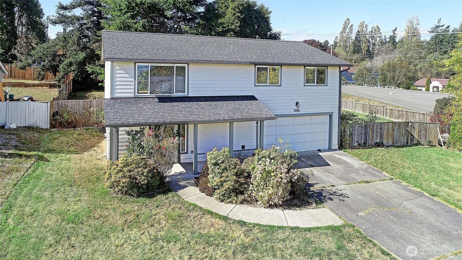 Property Photo:  2029  Baymont Drive  WA 98277 