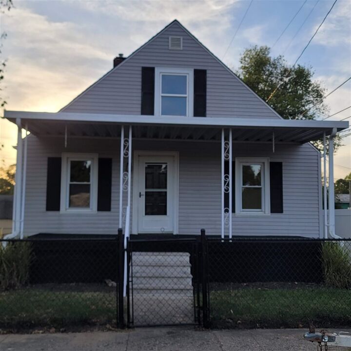 108 S 3rd Street  Centerville IN 47330 photo