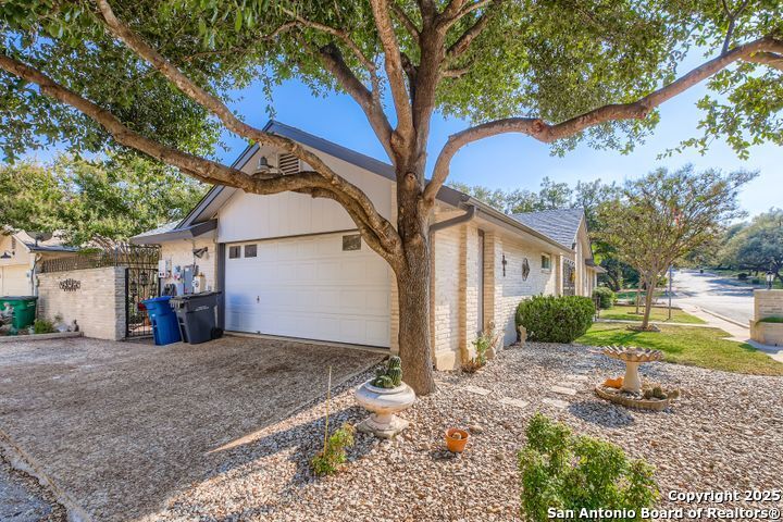 Property Photo:  11702 Whisper Dew  TX 78230 