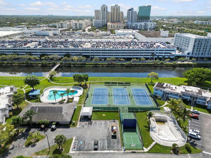 Property Photo: 7348 SW 82nd St C219 FL 33143