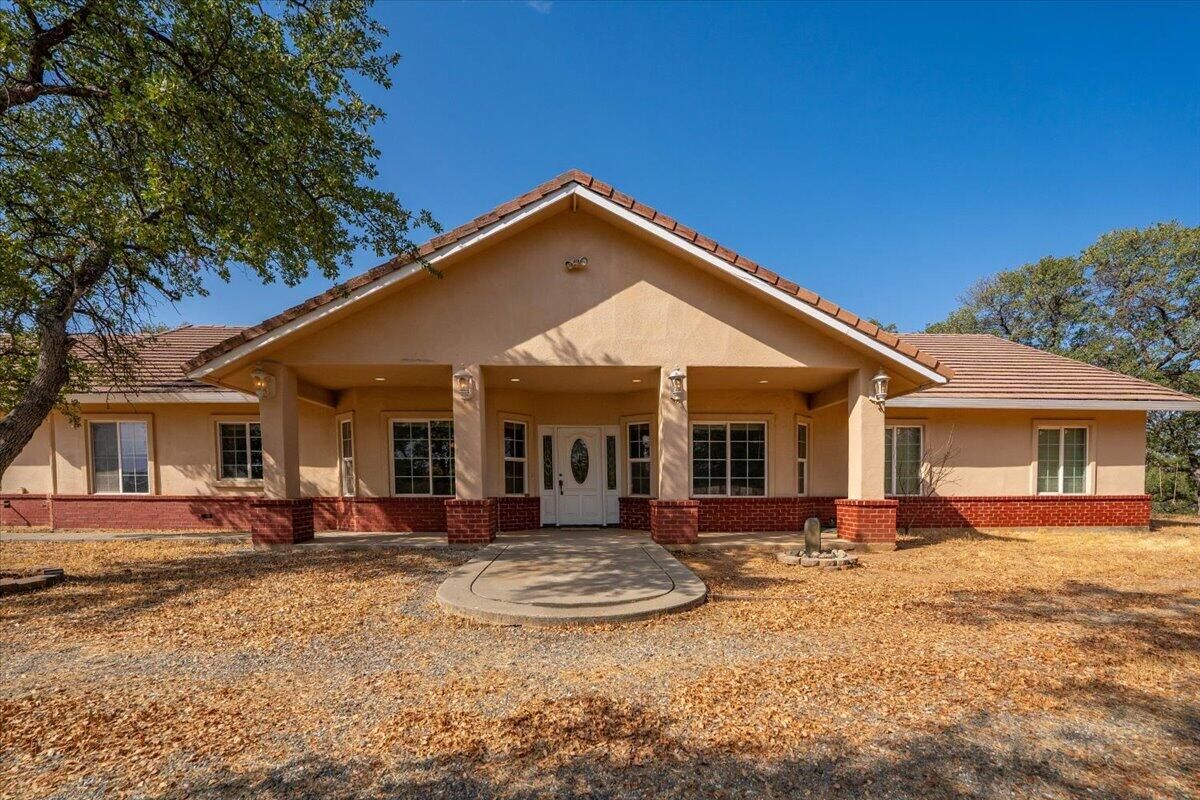 Property Photo: 19600 Sunshine Drive CA 96080