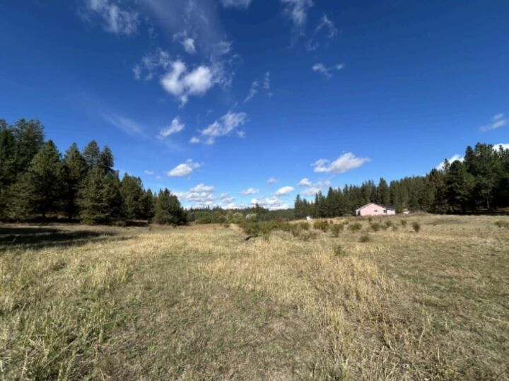 Property Photo:  000 N Northwood Dr  WA 99021 