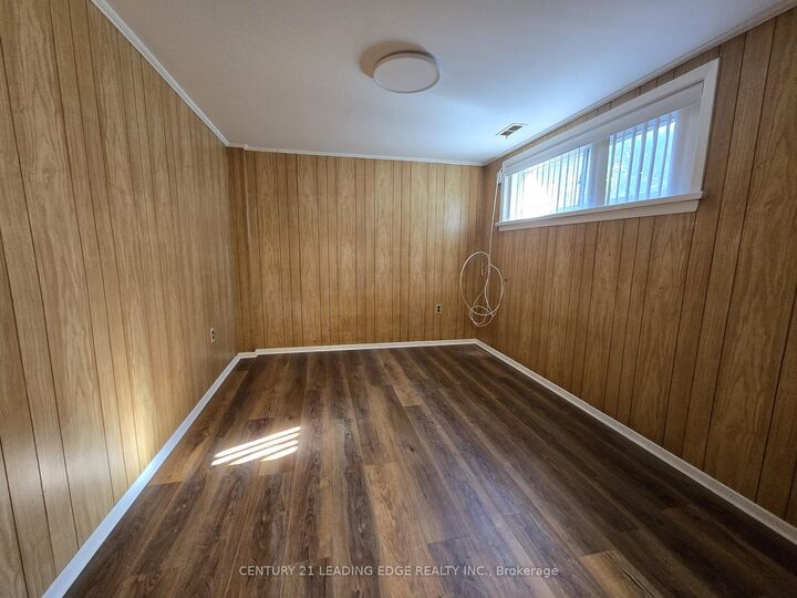 Property Photo: 26 Southampton Drive ON M1K 4V7