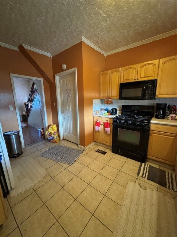 Property Photo: 1121 5th Street PA 15692