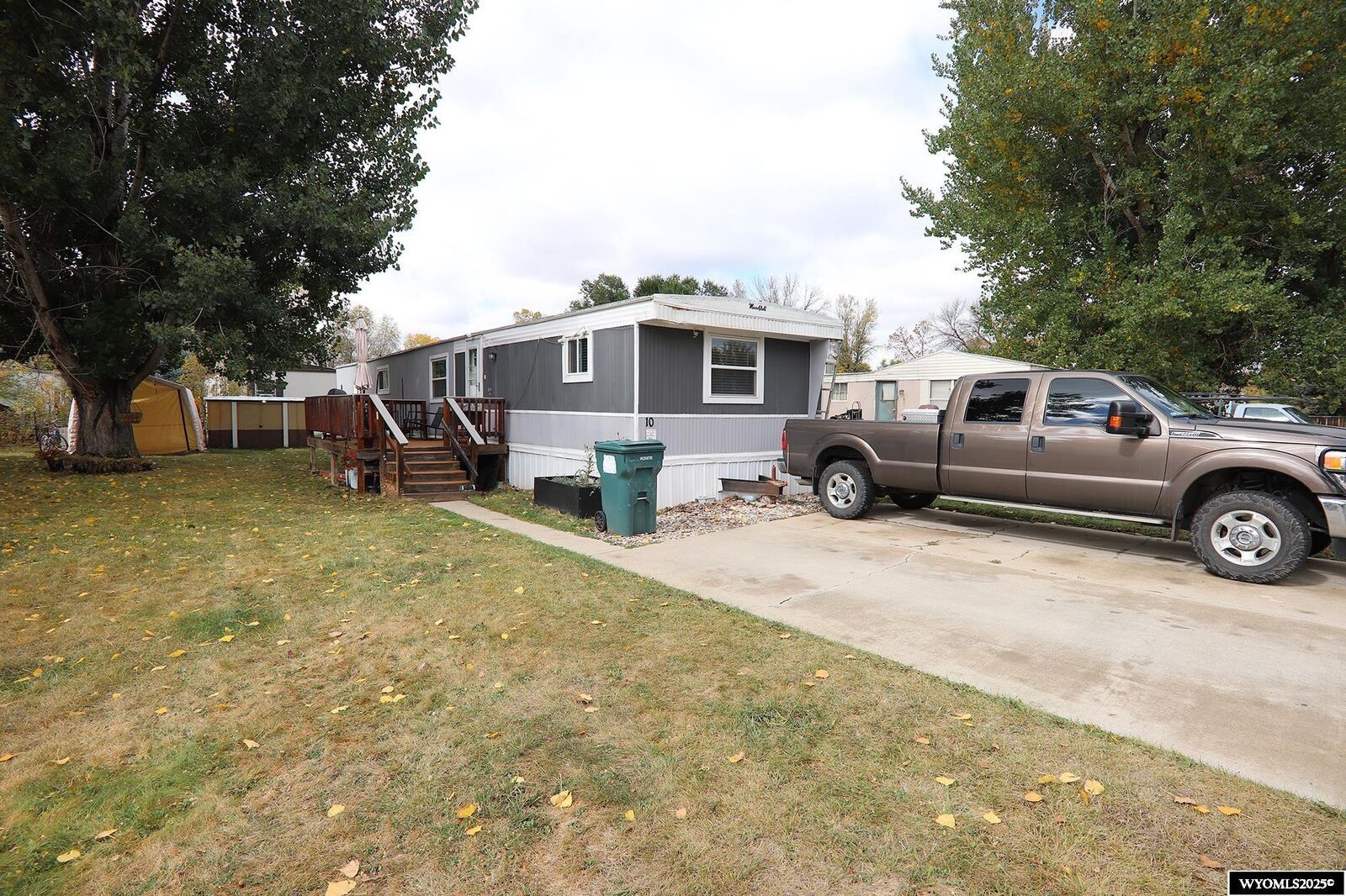 Property Photo: 5901 Coffeen Lot 10 Avenue WY 82801