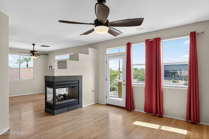 Property Photo:  1281 E Frances Lane  AZ 85295