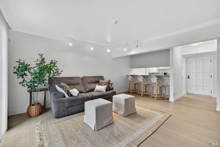 Property Photo: 1370 Townview Avenue 205 CA 95405