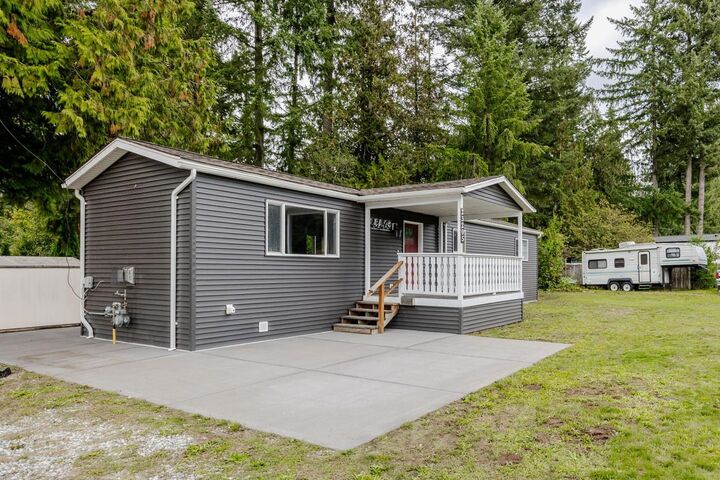Property Photo: 23205 Calvin Crescent 5 BC V2X 4S3