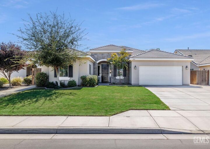 Property Photo:  9305 Almond Creek Drive  CA 93311