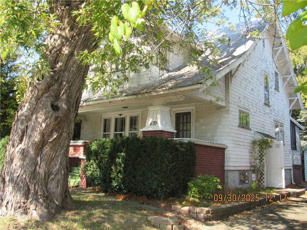 Property Photo:  470 Hamilton Street  NY 14456 
