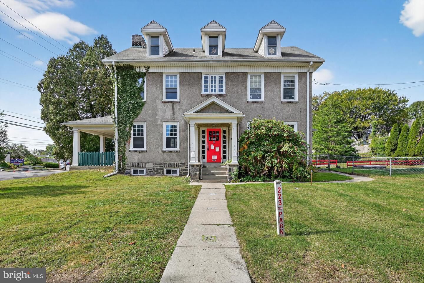 Property Photo: 223 E Park Road PA 19083